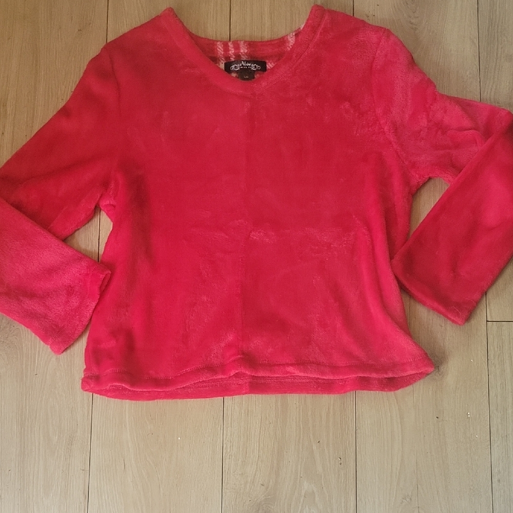 nOir Jewelry Bright Red Fleece Pajama Top